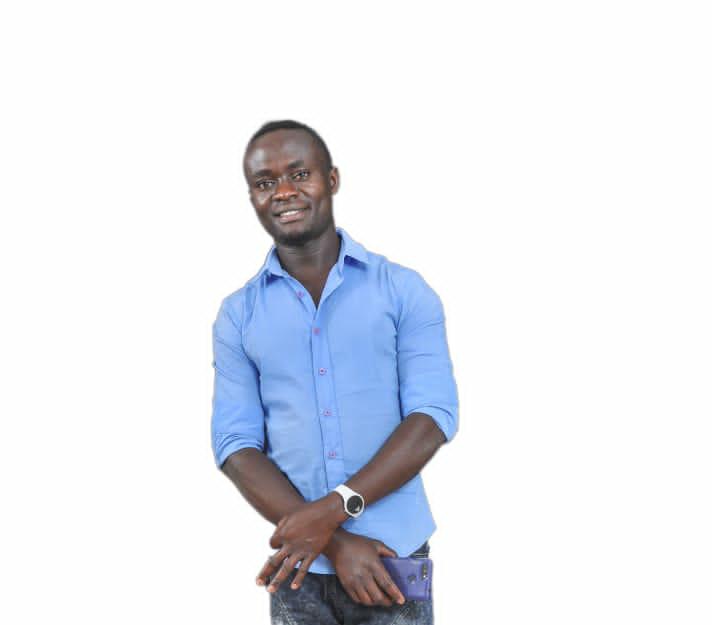 amalai emmanuel smiles on camera