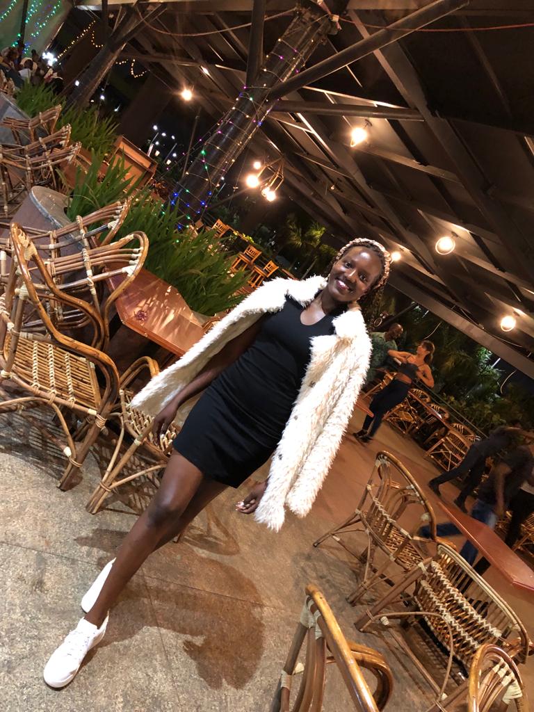 beautiful itesot girl