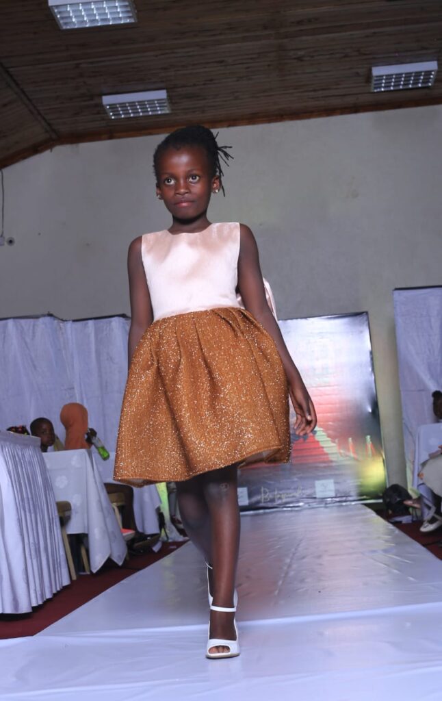 Mulungi Deniz Jade on the runway