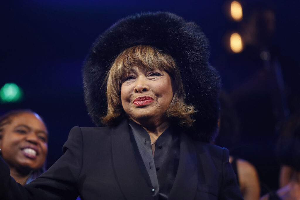 how did tina turner die