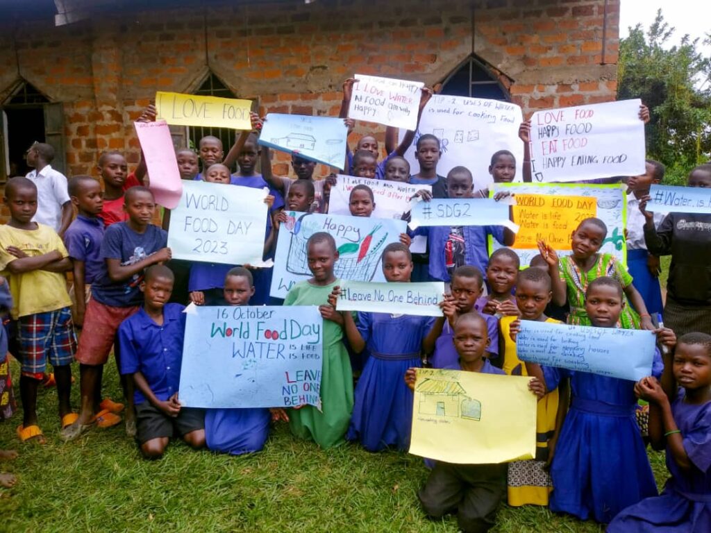 4/10 pupils in Kayunga miss school because of hunger - Kichini