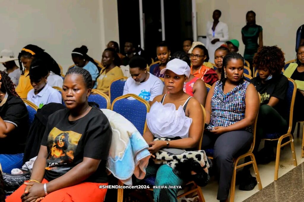 Wetsetse Suzan Shines at Shendi Concert.