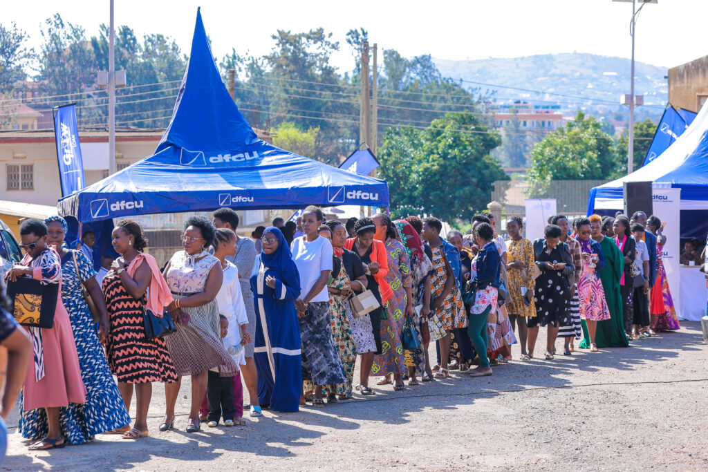 dfcu Bank Launches the GROW Initiative for Women Entrepreneurs in Western Uganda. 1 dfcu Bank Launches the GROW Initiative for Women Entrepreneurs in Western Uganda.
