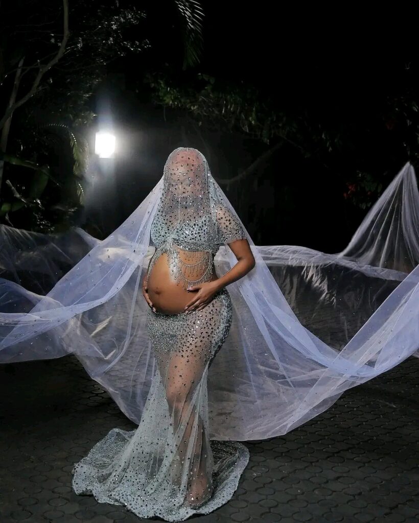 Sheebah showing off her pregnancy