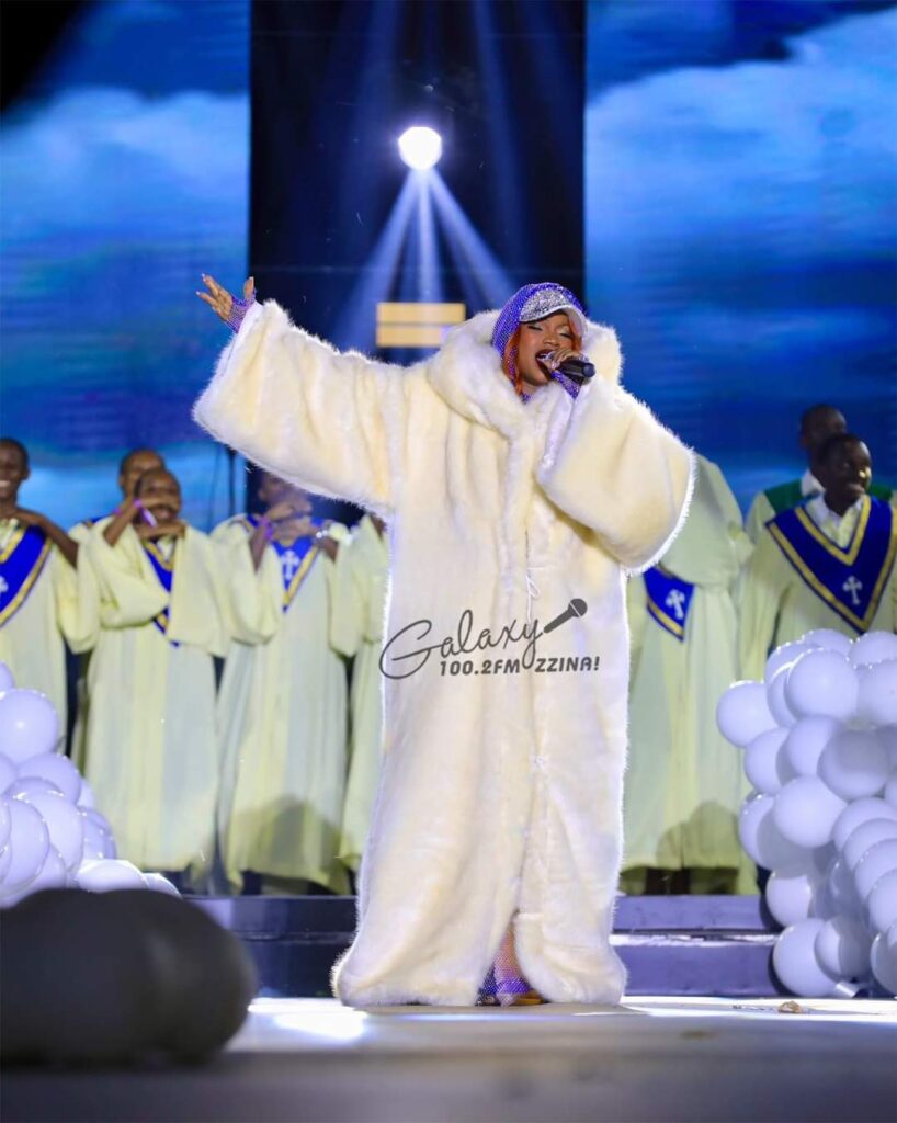 Unbelievable Scenes at Neyanziza Concert as Sheebah Unveils Her Pregnancy