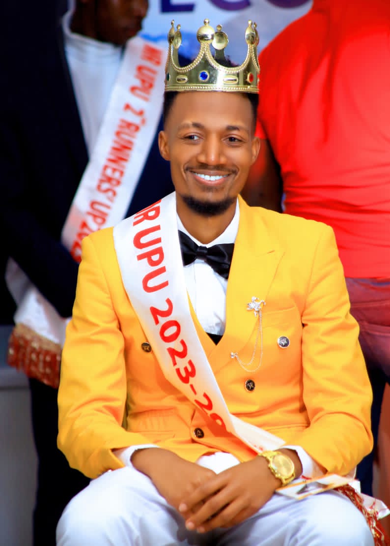 KING AYES Mr.CAMPUS '23-24