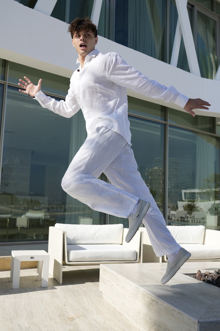 Victor Larsen Palm Jumeirah